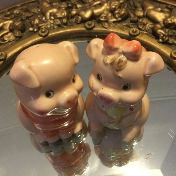 Vintage Anthropomorphic Pig Salt and Pepper Shaker Set. Made in Korea -used - Picture 4 of 7